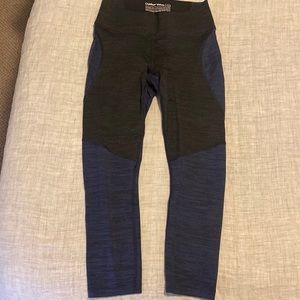 Outdoor voices leggings